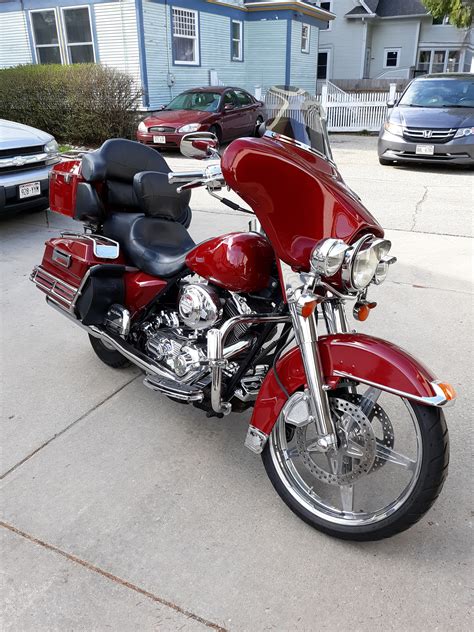 Harley_davidson_flh electra glide 1970 owners manual v2_2. 2004 Harley-Davidson® FLHTCU/I Ultra Classic® Electra ...