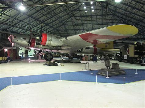 Boeing B 17 Flying Fortress 77233 At Raf Museum Hendon 01 Flickr