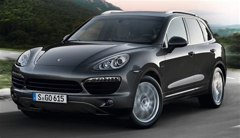 The porsche cayenne diesel is new for 2013 but neither the engine or car are new. 2013 Porsche Cayenne S Diesel - fixcars - Cars News ...
