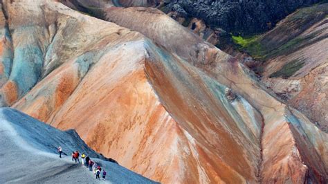 What To See In Hekla And Landmannalaugar Iceland Tours