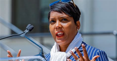 Atlanta Mayor Keisha Lance Bottoms Won’t Seek Second Term The New York Times