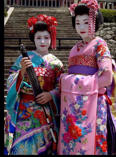 geisha girls geisha costume traditionnel kimono japonais