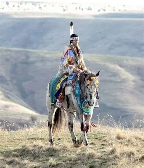 Indian Women On Horse Storia Dei Nativi Americani Cavalli Indiani