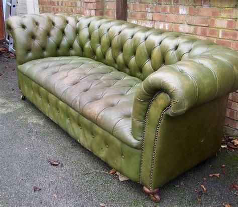 Best colour palettes you can pair with a green leather sofa. Green Leather Chesterfield Sofa | 518008 | Sellingantiques ...