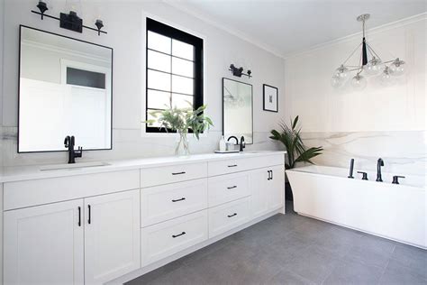 22 White Bathroom Ideas To Keep The Room Lively