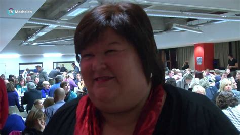 Op mijn leeftijd heb je alle diëten waarschijnlijk al zeven keren gedaan. maggie de block openvld - YouTube