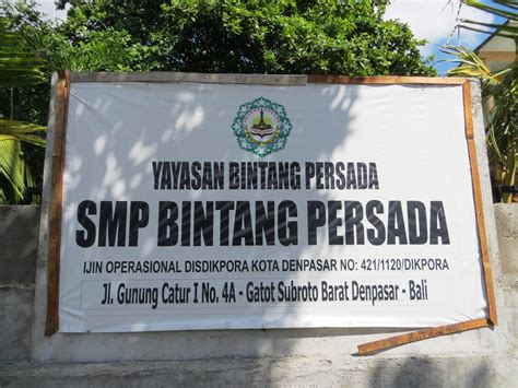 Seperti biasa setiap tanggal 20, aku datang bulan. Sekolah Kita