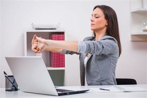 Stretch Yourself The Benefits Of Stretching At Work Birmingham