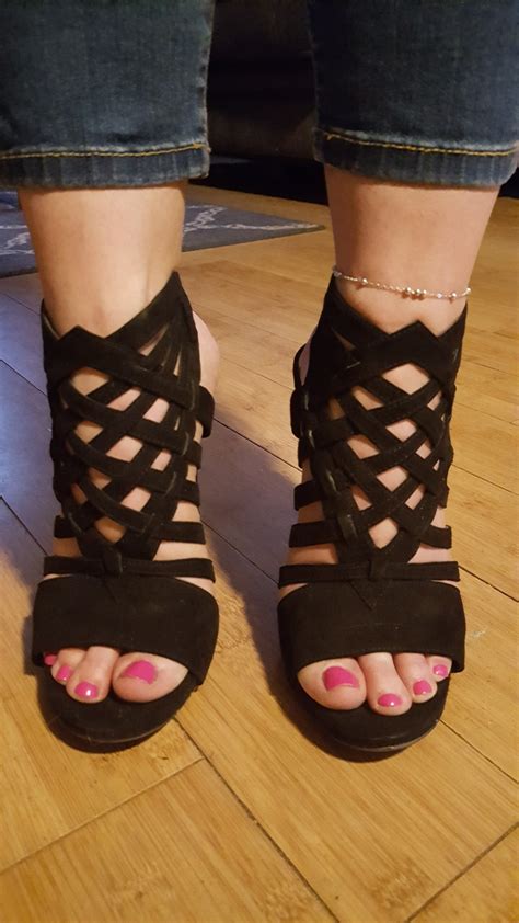 Candidhomemade And All Original Pics — My Pretty Wifes Sexy Feet