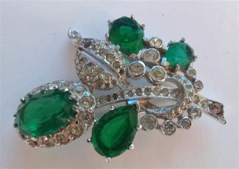 Vntg Signed Kramer Of New York Clear Diamond Paste Emerald Rhnestone