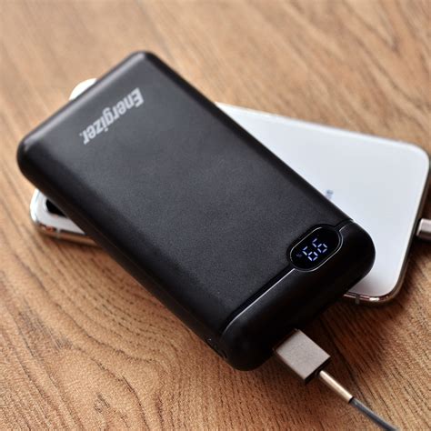Enjoy ultimate convenience with the 360° wireless charger, which delivers up to 10w to your smartphone. Energizer Power Bank UE20003 | Surovi Enterprise Ltd.