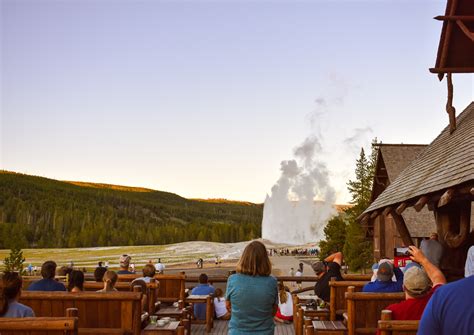 Whats It Like To Stay At Old Faithful Inn And Is It Worth It