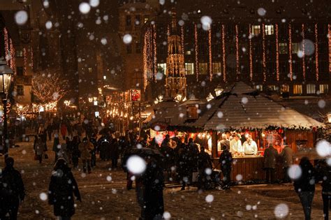 Christmas Market Snow Winter · Free Photo On Pixabay