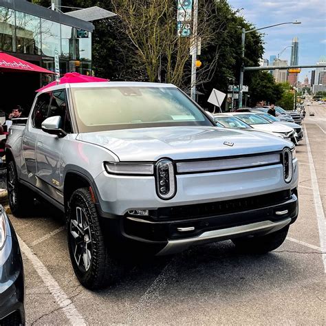 La Silver Rivian Club And Photos Rivian Forums R1t R1s R2 Owners