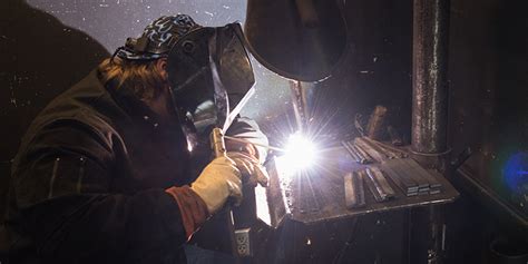 Make your mind the first thing before you start your journey in order to become a certified welder is making your mind with a natural urge. Make Sparks Fly: Become a Certified Welder in Texas