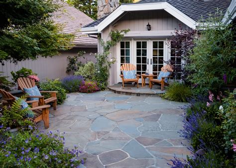 Charming Cottage Courtyard Traditional Patio San