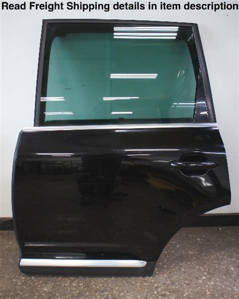 LH Rear Complete Door Assembly 04-10 VW Touareg - L041 Black