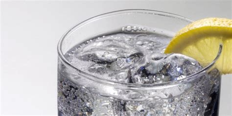 The Difference Between Sparkling Mineral Tonic Club Soda And