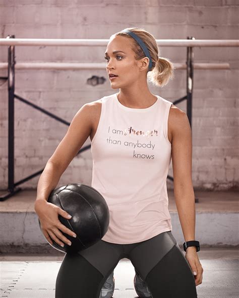 Carrie Underwood Fitness Advice Popsugar Fitness