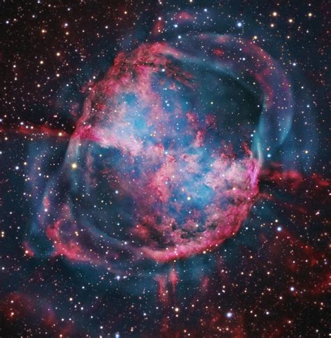 The Dumbbell Nebula Ngc 6853 M27 Planetary Nebula Nebula Astronomy