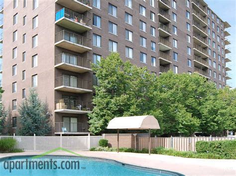 College student apartments 3 days ago. The Carlyle - Hackensack, NJ | Apartment Finder