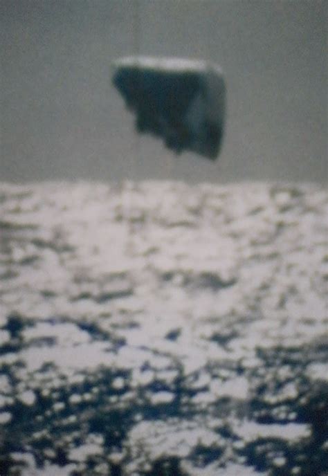 Could Leaked Arctic Ufo Pics Taken From Us Submarine In 1971 Prove