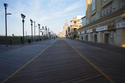 Take A Stroll On The Atlantic City Boardwalk I Loved The L Flickr