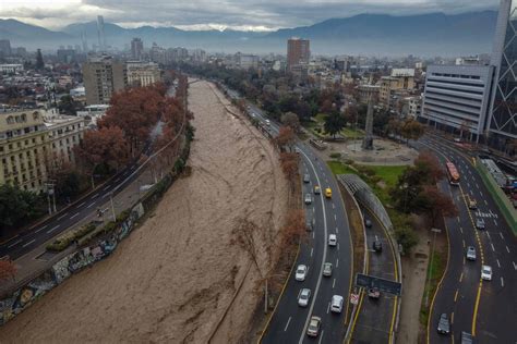 Aguas Andinas confirma corte de agua para la Región Metropolitana
