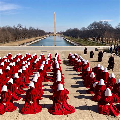 The Handmaid S Tale Is Filming On The National Mall And The Photos Are Kinda Intense Most