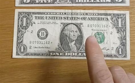 Man Reveals Hidden Meaning Of Tiny Star On Certain Bills