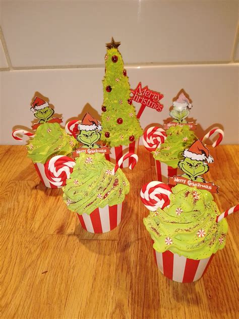Fake Cake Faux Cakes Grinch Themed Christmas Cup Cake Photography Prop Artificial Cakes