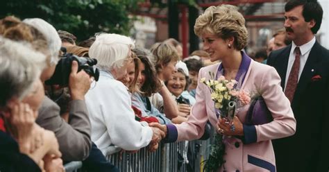 Princess Dianas Visits To Hull Remembered 25 Years After Her Death
