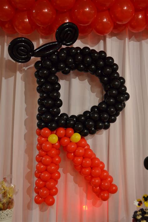 Pin By Over The Rainbow Parties On Claudia Barros Events Mickey Mouse