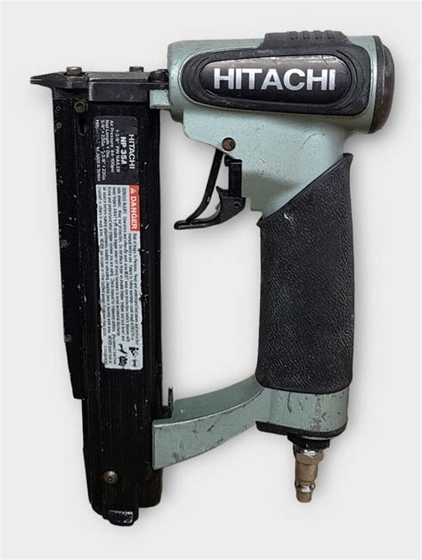 Hitachi Np35a 1 38 23 Gauge Pin Nailer Tested And Working Ebay