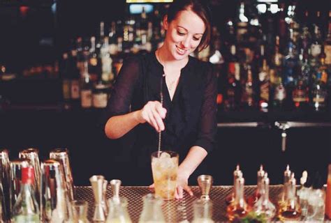16 Female Bartenders You Need To Know In La Thrillist Female Bartender Bartender Outfit
