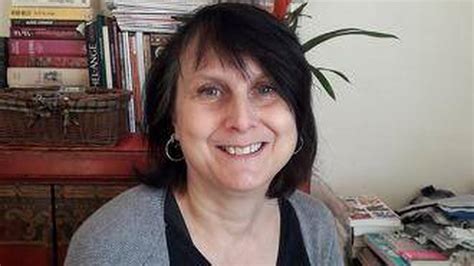 L’autrice Cathie Louvet à Melesse En Dédicace Pour Le Crime De La Passagère
