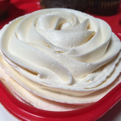 Simple And Delicious Buttercream Frosting Recipe Allrecipes