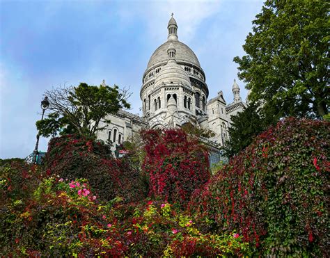 Explore Montmartre And The Grape Harvest Festival In Paris Boomervoice
