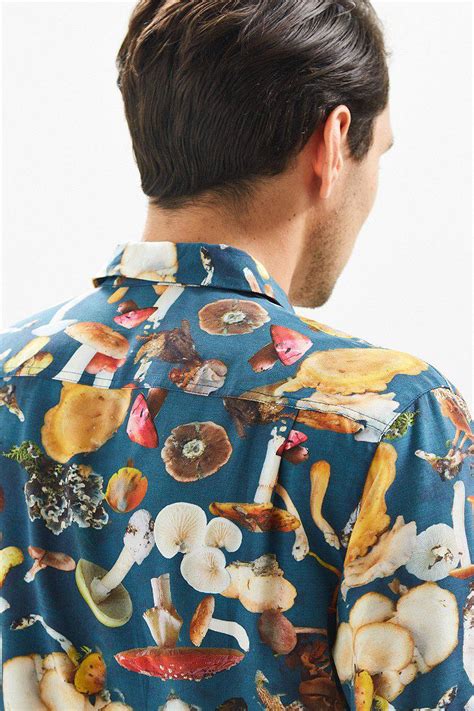 Features:a long sleeve shirt featuing allover cactus printed, single breasted, suit for spring, summer or autumn. Urban Outfitters Uo Mushroom Print Rayon Short Sleeve ...