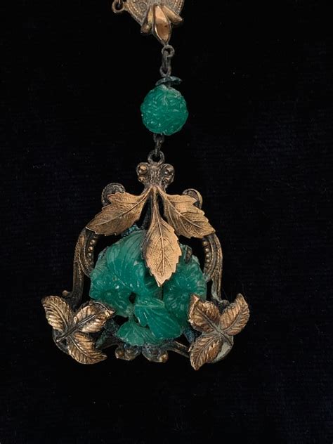 Antique Edwardian Carved Jade Glass Lavalier Necklace Gem