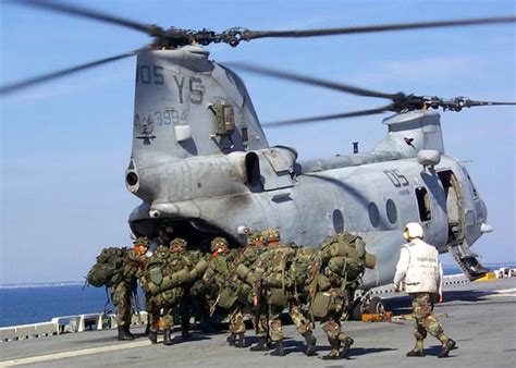 ch-46 sea knight Marines vietnam - Google Search ...