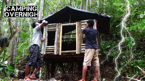 Camping Camping Overnight Membuat Shelter Dari Kayu Tidur Nyenyak Di