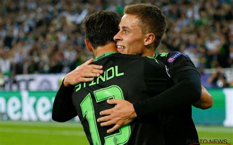 Thorgan hazard was born thorgan ganael francis hazard to thierry and carine hazard, on the 29th day of march, 1993, in la louviere, belgium. Thorgan Hazard over Belgische club: "Waarom zou ik niet ...