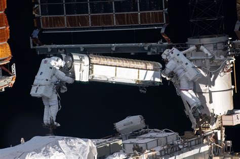 Nasa Astronauts Begin Spacewalk For Solar Array Work On Space Station