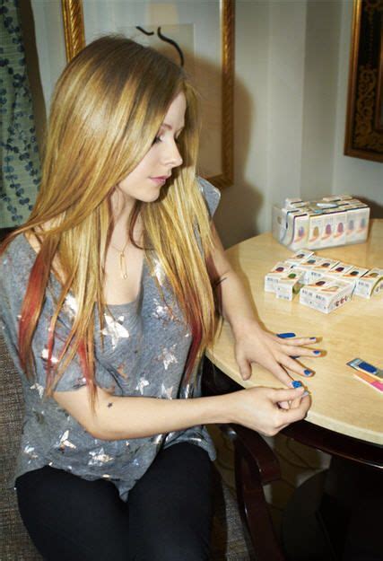 Avril Lavigne Partners With Sally Hansen For Nail Polish Strips Line