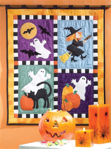 Display This Spooky Quilt Year After Year Quilting Digest