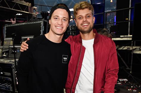 Изучайте релизы sandro cavazza на discogs. Kygo And Sandro Cavazza Debut 'Happy Now' Collab At ...