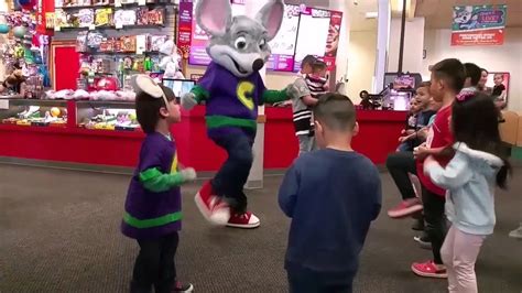 Chuck E Cheese Dance Images And Photos Finder