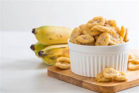 Let's count calories in banana smoothie and shake. Can people with diabetes eat banana chips? Diet tips by ...