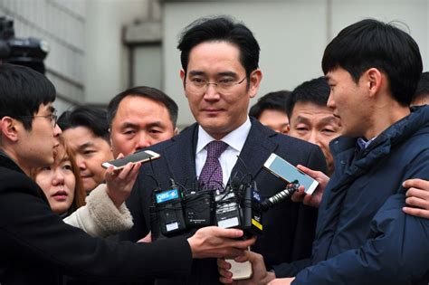 South Korea Court Rejects Arrest Warrant For Samsung Heir